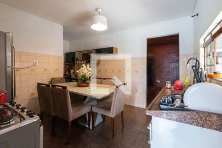 Cozinha de casa à venda com 4 quartos, 1000m² em Vila Taquari, São Paulo