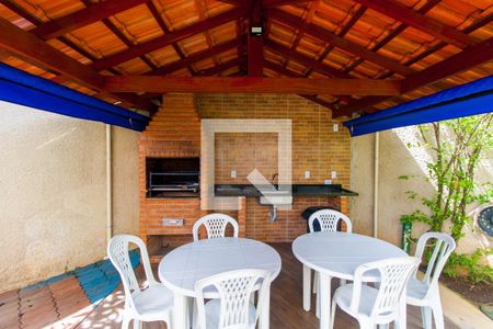 Apartamento para alugar com 48m², 2 quartos e 1 vagaÁrea comum - Churrasqueira