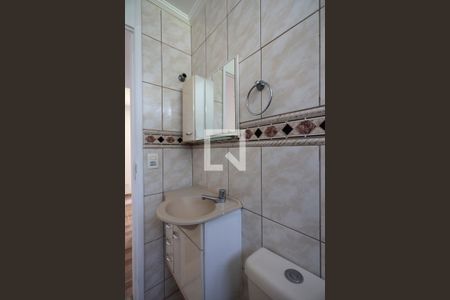 Apartamento para alugar com 65m², 2 quartos e 1 vagaBanheiro - detalhes