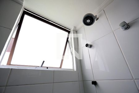 Apartamento para alugar com 65m², 2 quartos e 1 vagaSuíte - banheiro - detalhes