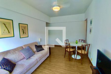 Sala  de apartamento para alugar com 2 quartos, 75m² em Ipanema, Rio de Janeiro