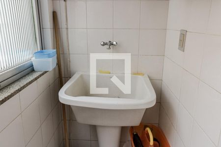 Apartamento à venda com 82m², 2 quartos e sem vagaÁrea de Serviço