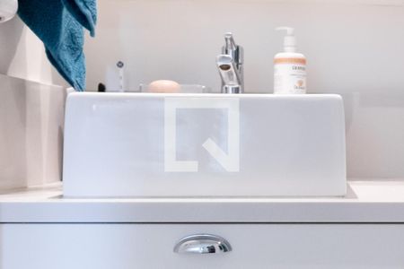 Apartamento à venda com 80m², 2 quartos e 1 vagaBanheiro Quarto 2 - Suíte