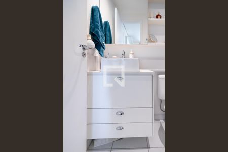 Apartamento à venda com 80m², 2 quartos e 1 vagaBanheiro Quarto 2 - Suíte