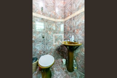 Casa à venda com 360m², 3 quartos e 3 vagasBanheiro da Suíte