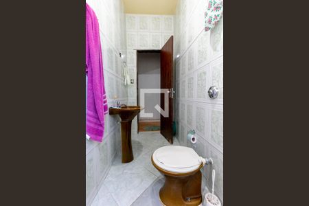 Casa à venda com 360m², 3 quartos e 3 vagasBanheiro Social