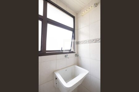 Apartamento à venda com 70m², 3 quartos e 1 vagaÁrea de Serviço