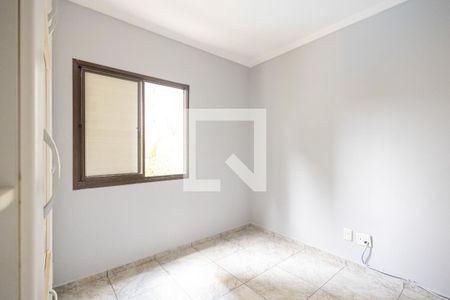 Apartamento à venda com 70m², 3 quartos e 1 vagaQuarto 2