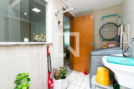 Casa de condomínio à venda com 65m², 2 quartos e 2 vagas Casa de condomínio à venda com 65m², 2 quartos e 2 vagasÁrea de Serviço