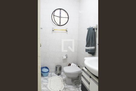 Casa à venda com 150m², 3 quartos e 2 vagasLavabo