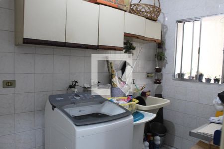 Casa à venda com 150m², 3 quartos e 2 vagasÁrea de Serviço