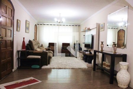 Sala de casa à venda com 3 quartos, 150m² em Vila Regina, São Paulo