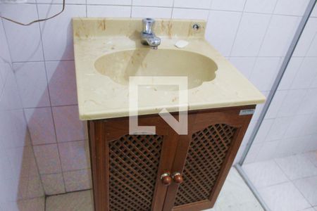 Casa à venda com 150m², 3 quartos e 2 vagasBanheiro