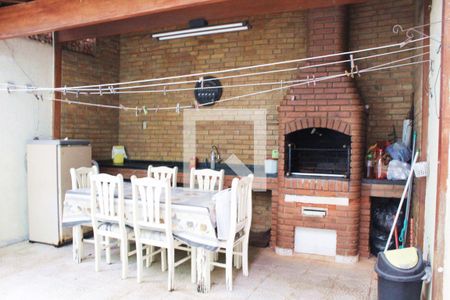 Casa à venda com 150m², 3 quartos e 2 vagasÁrea comum - Churrasqueira