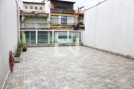 Casa à venda com 150m², 3 quartos e 2 vagasTerraço