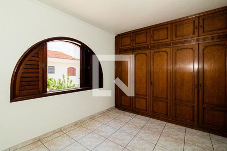 Suíte de casa à venda com 4 quartos, 286m² em Vila Maria Alta, São Paulo