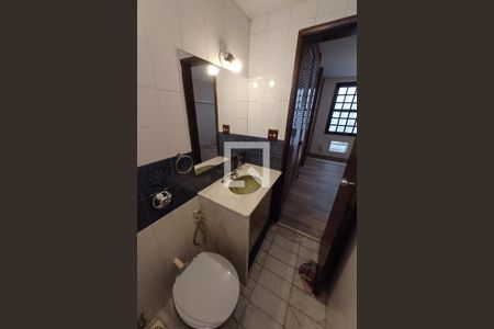 Casa à venda com 450m², 4 quartos e 2 vagasBanheiro da Suíte 3