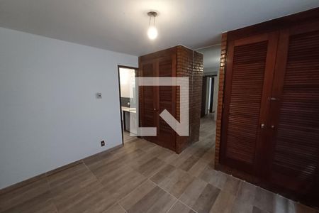 Casa à venda com 450m², 4 quartos e 2 vagasSuíte 3