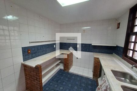 Casa à venda com 450m², 4 quartos e 2 vagasCozinha