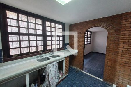 Casa à venda com 450m², 4 quartos e 2 vagasCozinha