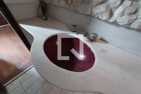 Casa à venda com 450m², 4 quartos e 2 vagasLavabo