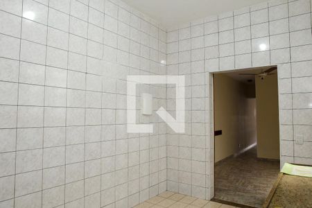 Casa para alugar com 200m², 4 quartos e 1 vaga Casa para alugar com 200m², 4 quartos e 1 vagaCozinha (1º andar)