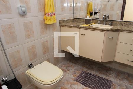 Casa para alugar com 200m², 4 quartos e 1 vaga Casa para alugar com 200m², 4 quartos e 1 vagaBanheiro 2 (2º andar)