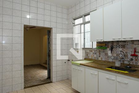 Casa para alugar com 200m², 4 quartos e 1 vaga Casa para alugar com 200m², 4 quartos e 1 vagaCozinha (1º andar)