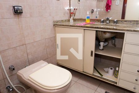 Casa para alugar com 200m², 4 quartos e 1 vaga Casa para alugar com 200m², 4 quartos e 1 vagaBanheiro 1 (1º andar)