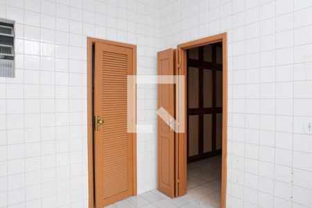 Casa para alugar com 200m², 4 quartos e 1 vaga Casa para alugar com 200m², 4 quartos e 1 vagaÁrea de Serviço (1º andar)