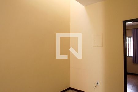 Casa para alugar com 200m², 4 quartos e 1 vaga Casa para alugar com 200m², 4 quartos e 1 vagaHall dos Quartos (2º andar)
