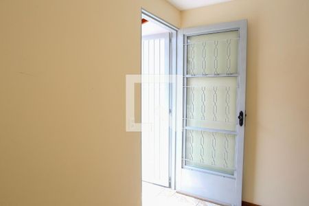 Casa para alugar com 200m², 4 quartos e 1 vaga Casa para alugar com 200m², 4 quartos e 1 vagaHall da Escada (2º andar)