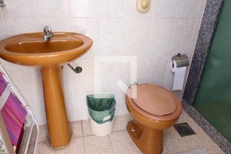 Casa para alugar com 200m², 4 quartos e 1 vaga Casa para alugar com 200m², 4 quartos e 1 vagaBanheiro da Varanda Gourmet (3º andar)