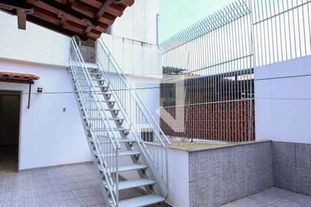 Casa para alugar com 200m², 4 quartos e 1 vaga Casa para alugar com 200m², 4 quartos e 1 vagaVaranda Gourmet (2º andar)