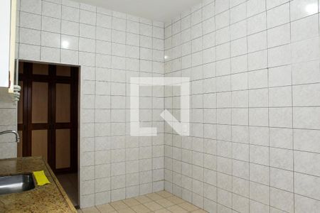 Casa para alugar com 200m², 4 quartos e 1 vaga Casa para alugar com 200m², 4 quartos e 1 vagaCozinha (1º andar)