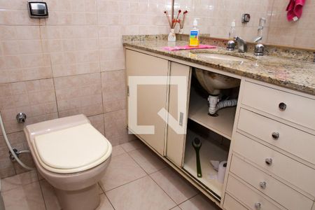 Casa para alugar com 200m², 4 quartos e 1 vaga Casa para alugar com 200m², 4 quartos e 1 vagaBanheiro 1 (1º andar)