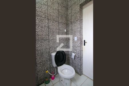 Banheiro de casa para alugar com 1 quarto, 31m² em Vila Buenos Aires, São Paulo