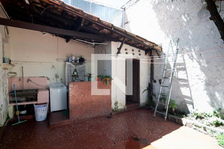 Casa à venda com 130m², 3 quartos e 2 vagasÁrea externa / Área de Serviço