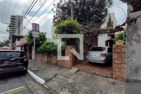 Casa à venda com 130m², 3 quartos e 2 vagasFachada