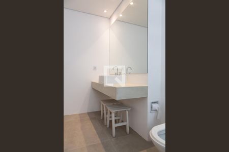 Apartamento para alugar com 150m², 4 quartos e 1 vagaBanheiro - Suíte 2