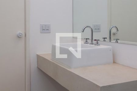 Apartamento para alugar com 150m², 4 quartos e 1 vagaBanheiro - Suíte 1