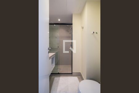 Banheiro de apartamento para alugar com 1 quarto, 25m² em Centro Histórico, Porto Alegre