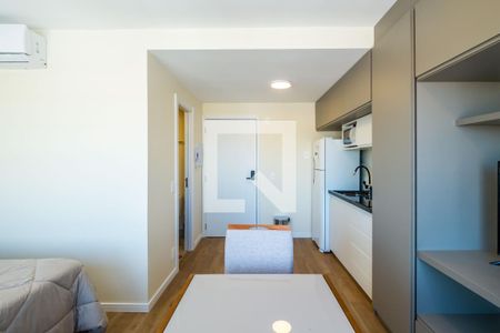 Sala/Cozinha de apartamento para alugar com 1 quarto, 25m² em Centro Histórico, Porto Alegre
