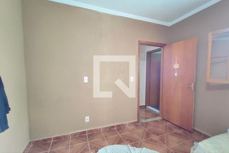 Quarto 1 de casa à venda com 3 quartos, 180m² em Jardim São Pedro, Campinas