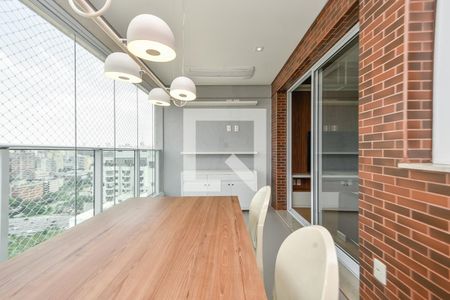 Varanda de apartamento para alugar com 2 quartos, 64m² em Bela Vista, São Paulo
