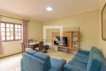 Sala de casa para alugar com 4 quartos, 180m² em Campo Grande, Rio de Janeiro