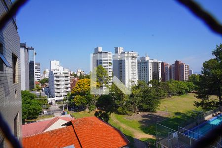 Sala - Vista de apartamento para alugar com 3 quartos, 225m² em Bela Vista, Porto Alegre