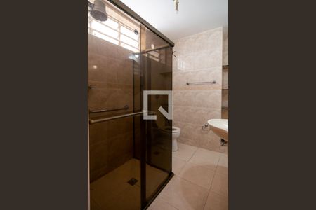 Casa à venda com 245m², 3 quartos e 2 vagas Casa à venda com 245m², 3 quartos e 2 vagasBanheiro Quarto 3 - Suíte