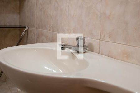 Casa à venda com 245m², 3 quartos e 2 vagas Casa à venda com 245m², 3 quartos e 2 vagasQuarto 3 - Suíte