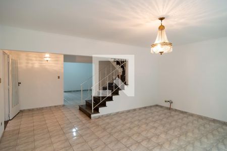 Sala de casa à venda com 3 quartos, 245m² em Parque Colonial, São Paulo